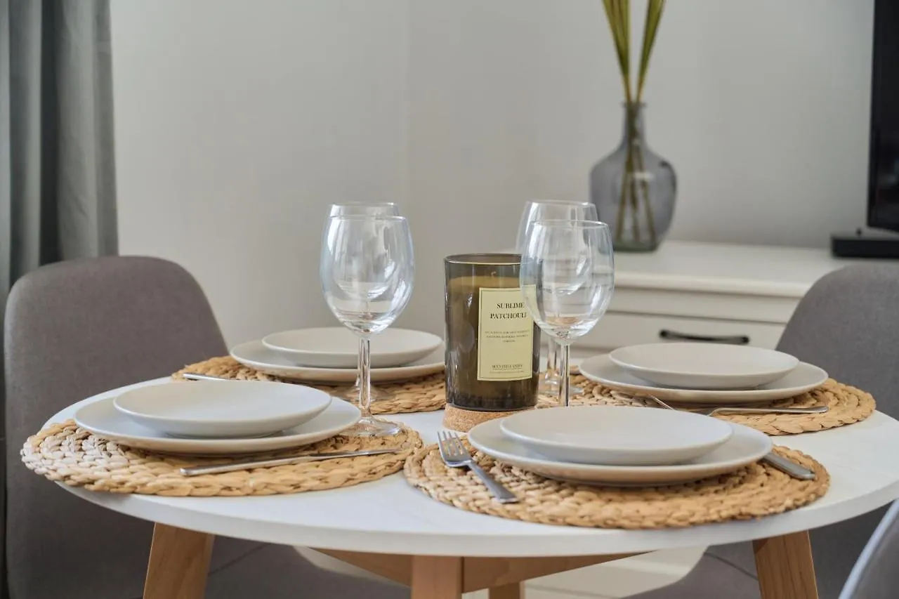 Peaceful Wroclaw Apartment For 4 Guests With Balcony By Noclegi Renters 0*,  Poland
