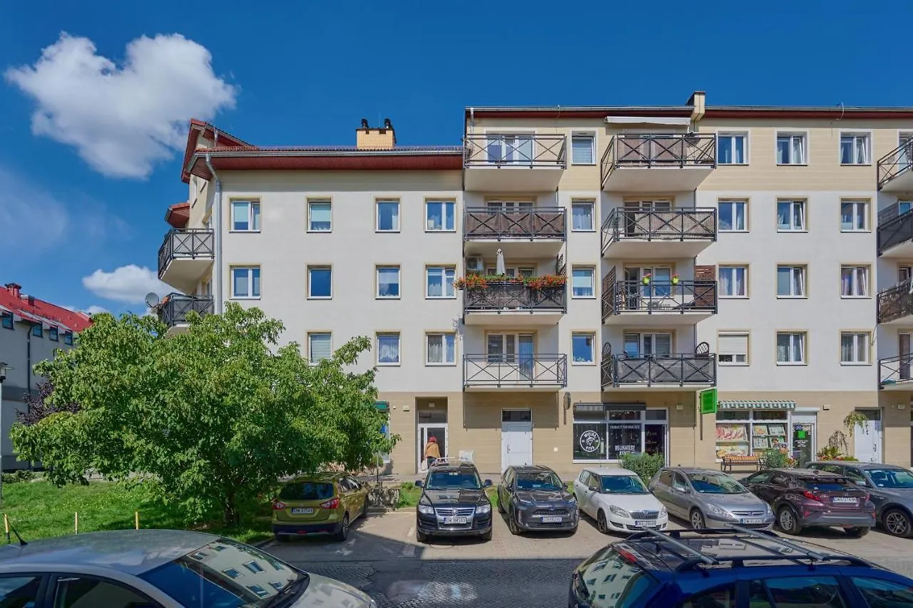 Peaceful Wroclaw Apartment For 4 Guests With Balcony By Noclegi Renters
